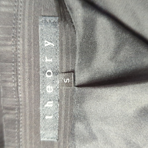 Theory Two Button Blazer - Picture 8 of 10